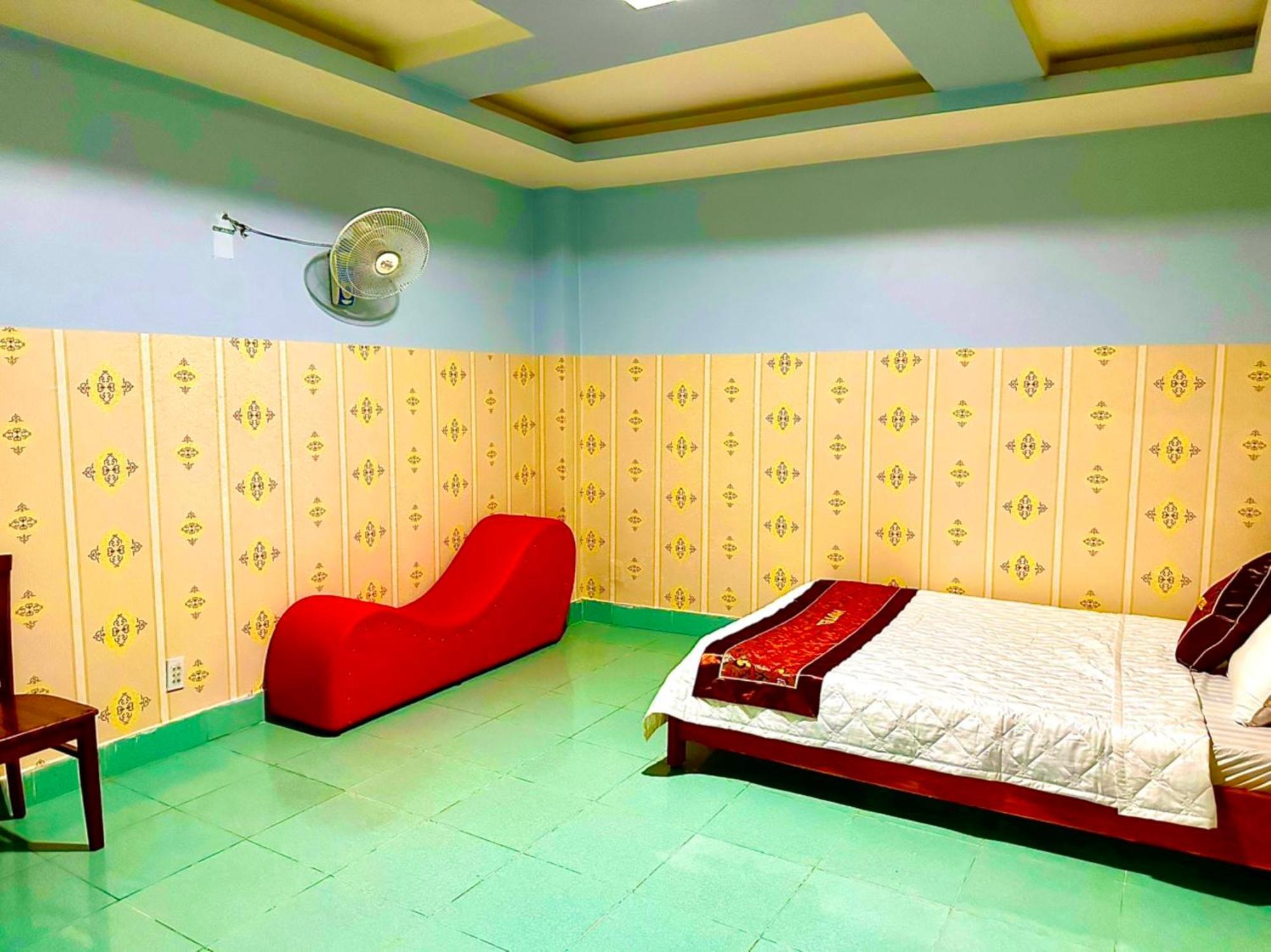 Nhu Quynh Hotel Hcm Ho Şi Min Exterior foto